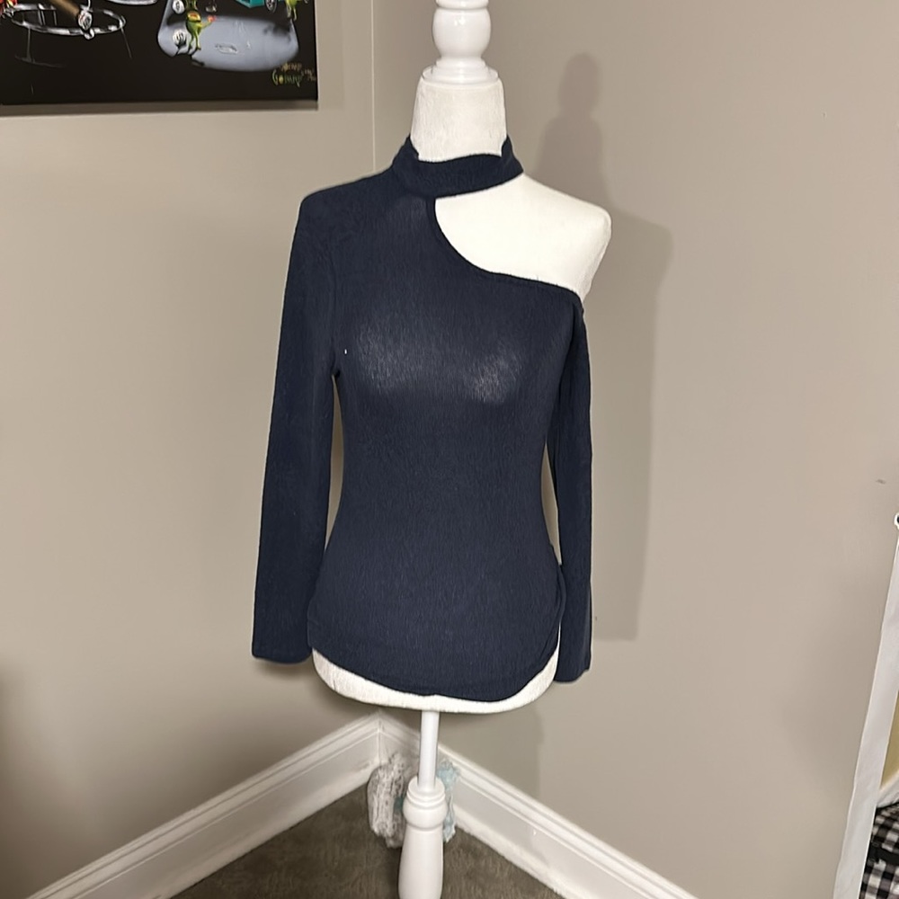 Sexy BEBE Choker Long-sleeve shirt